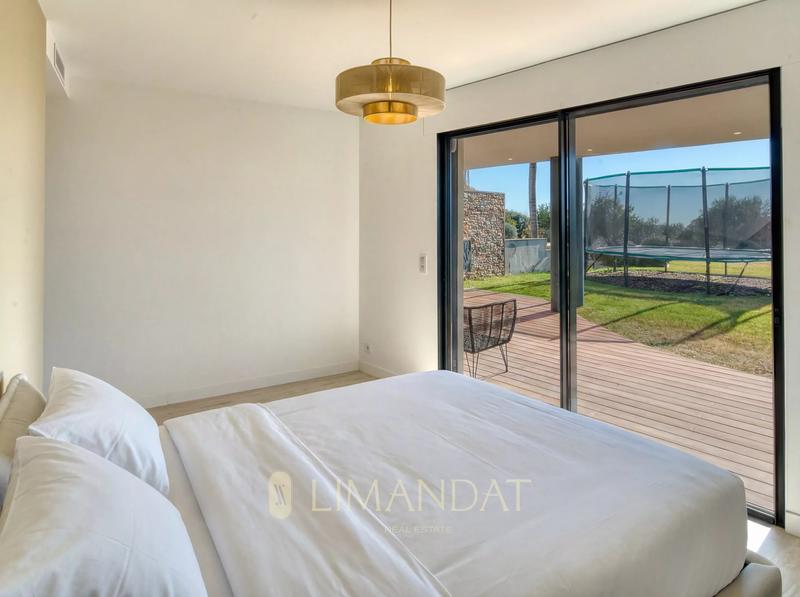 Villa - 650 m² - 17 pièces