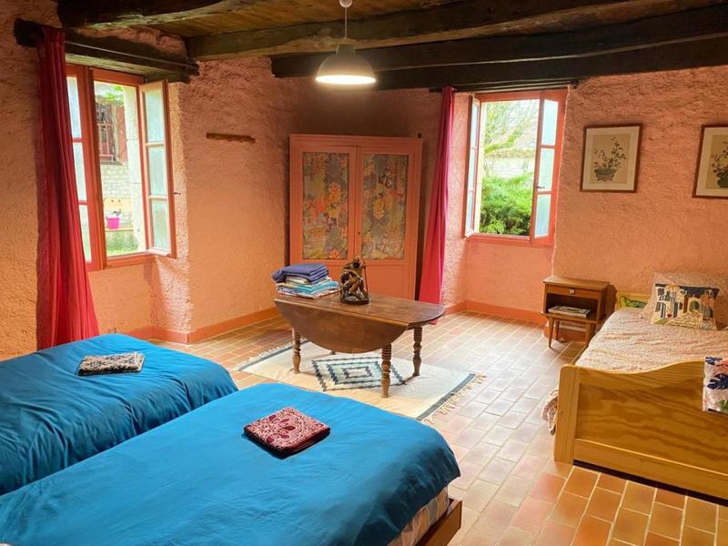 Maison en pierre - 265 m² - 9 pièces