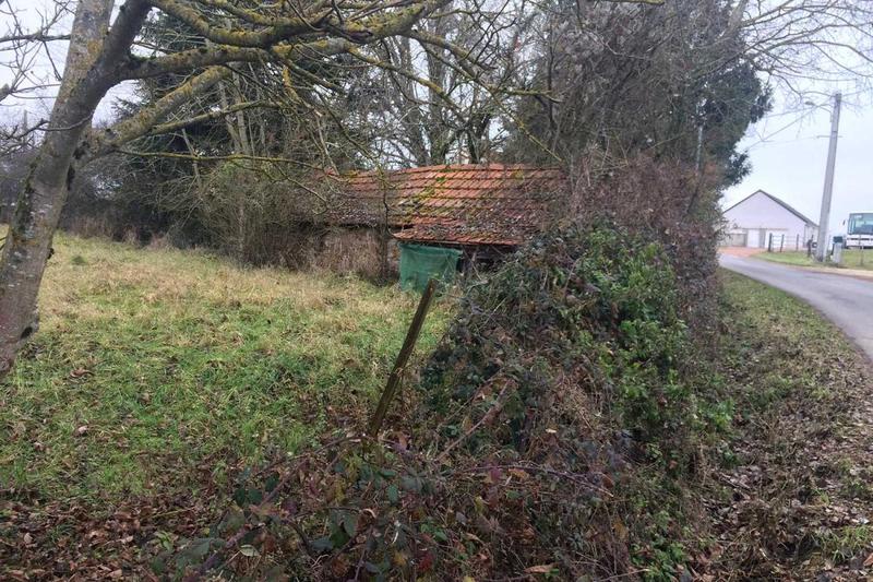 Terrain constructible - 714 m²