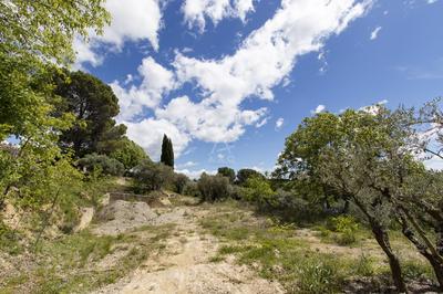 Terrain constructible - 1 180 m²