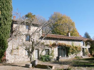 Maison - 240 m² - 10 pièces