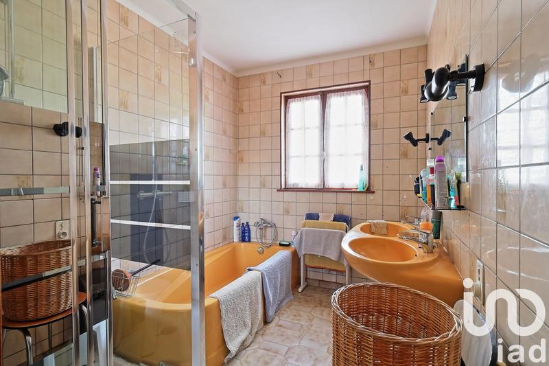 Maison - 170 m² - 7 pièces