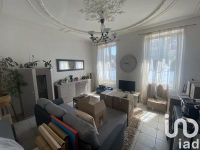 Maison - 210 m² - 8 pièces