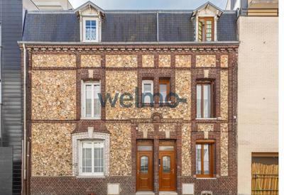 Maison - 97 m² - 5 pièces