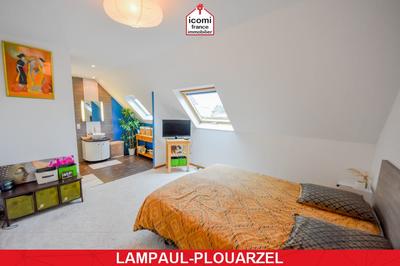 Maison - 195 m² - 7 pièces