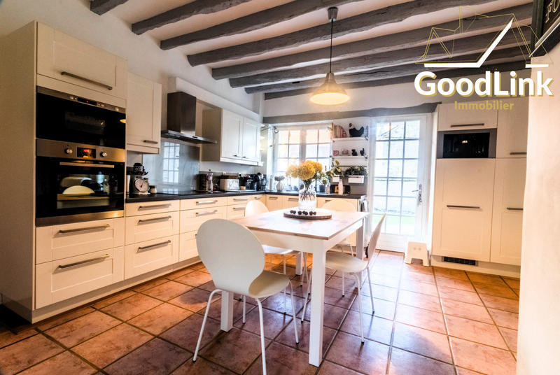 Maison ancienne - 178 m² - 6 pièces