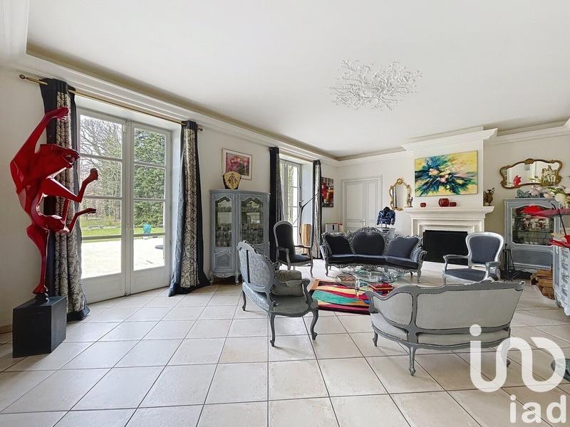 Maison - 455 m² - 12 pièces