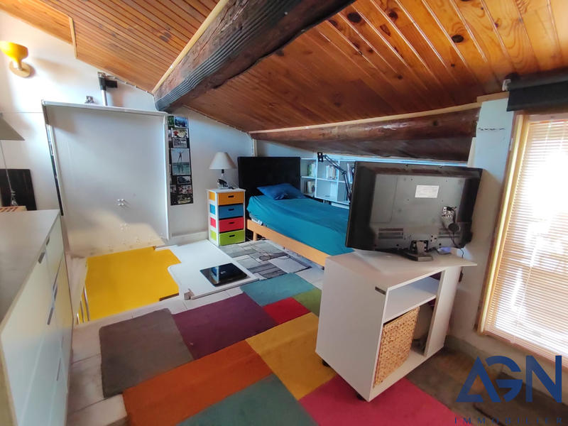 Appartement - 80 m² - 4 pièces