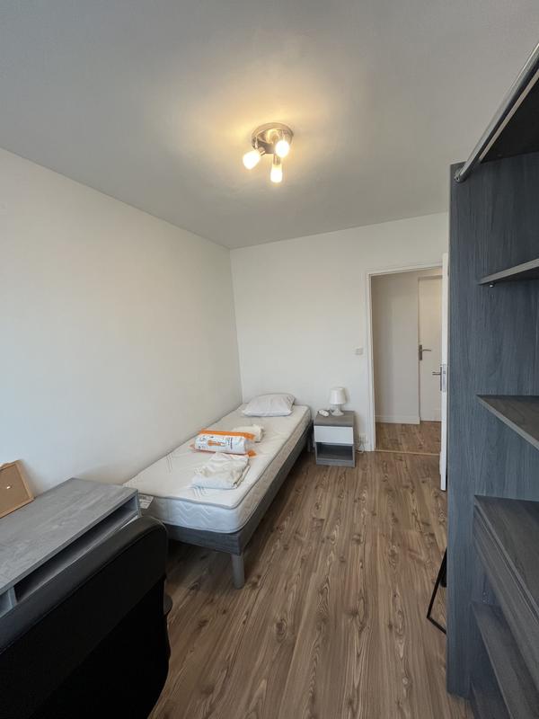 Appartement - 82 m² - 5 pièces