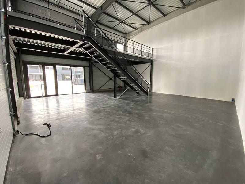 Local commercial - 139 m² - 2 pièces