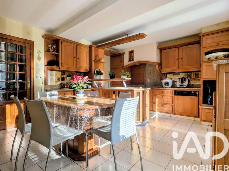 Maison - 172 m² - 6 pièces