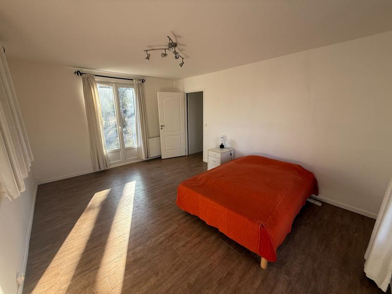 Maison - 183 m² - 7 pièces