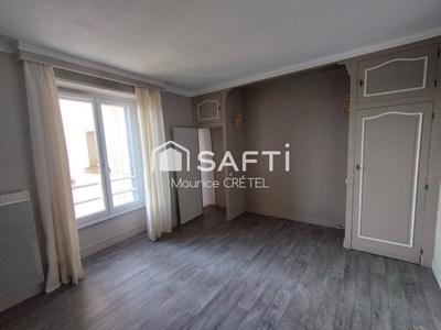 Maison - 198 m² - 9 pièces