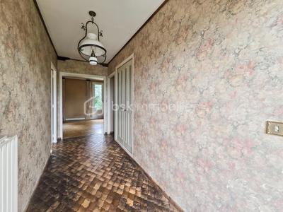 Maison - 95 m² - 6 pièces