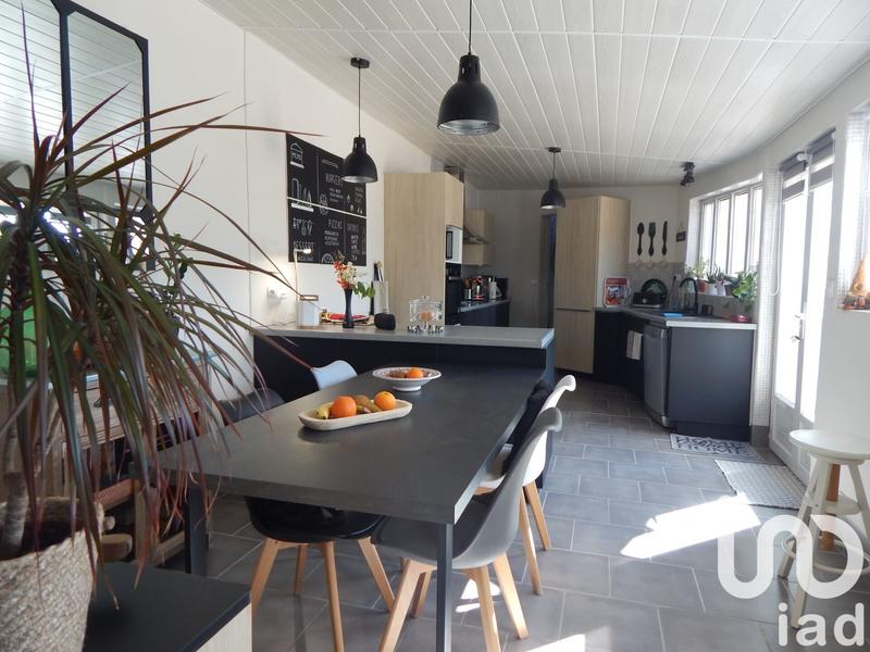 Maison - 144 m² - 6 pièces