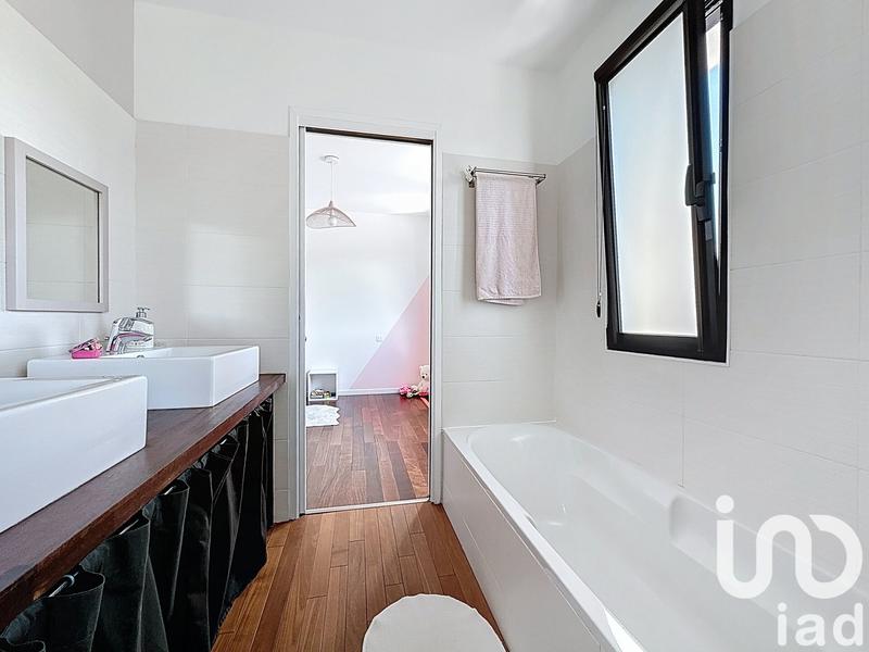 Maison - 125 m² - 6 pièces