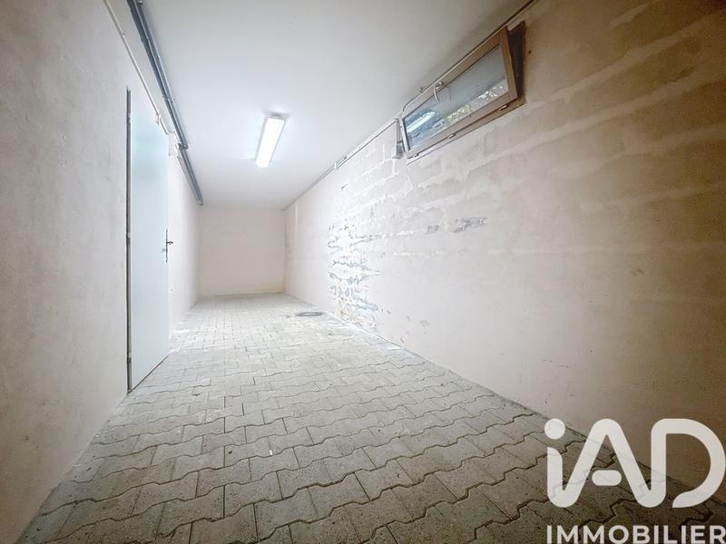 Maison - 210 m² - 10 pièces