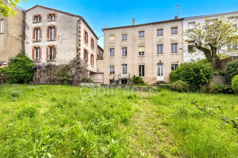 Maison bourgeoise - 446 m² - 17 pièces