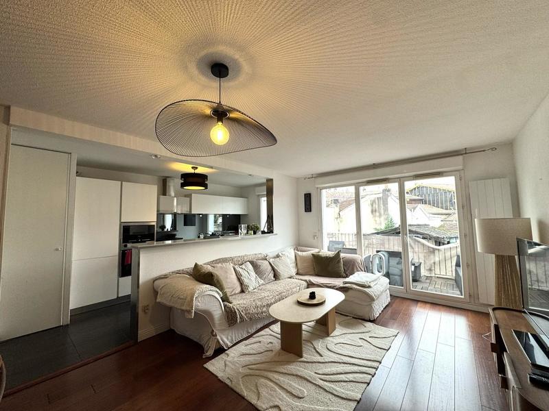 Appartement - 116 m² - 5 pièces