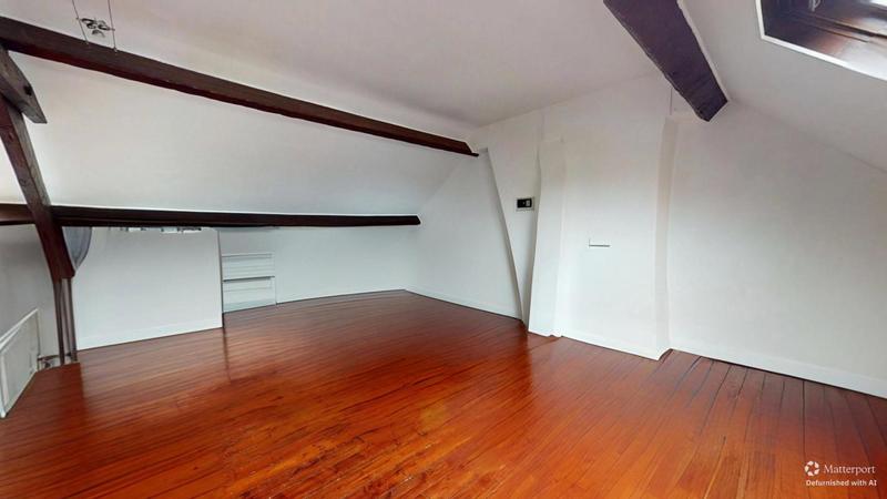 Studio - 40 m² - 1 pièce
