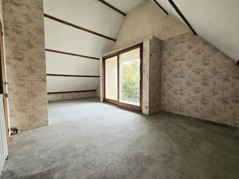 Maison - 165 m² - 8 pièces