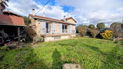 Maison - 97 m² - 3 pièces