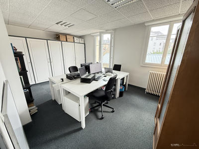 Bureau - 320 m² - 10 pièces