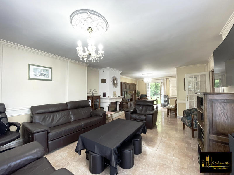 Maison traditionnelle - 121 m² - 5 pièces