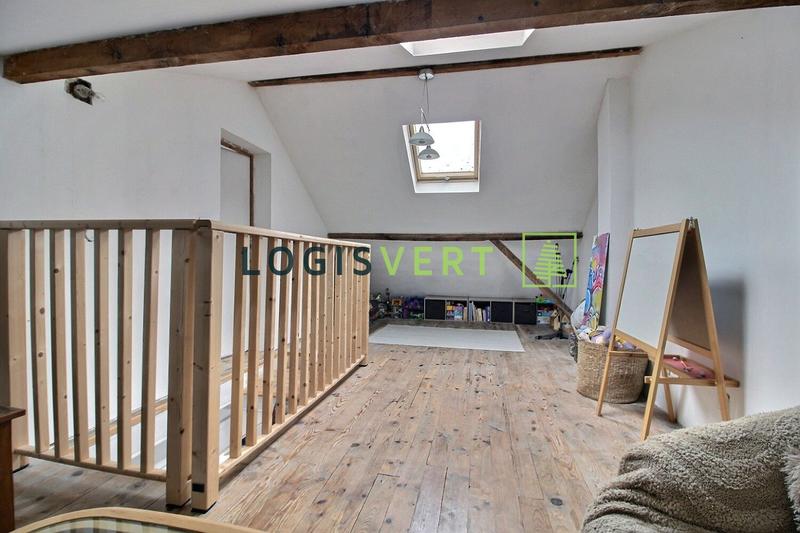 Maison - 147 m² - 8 pièces