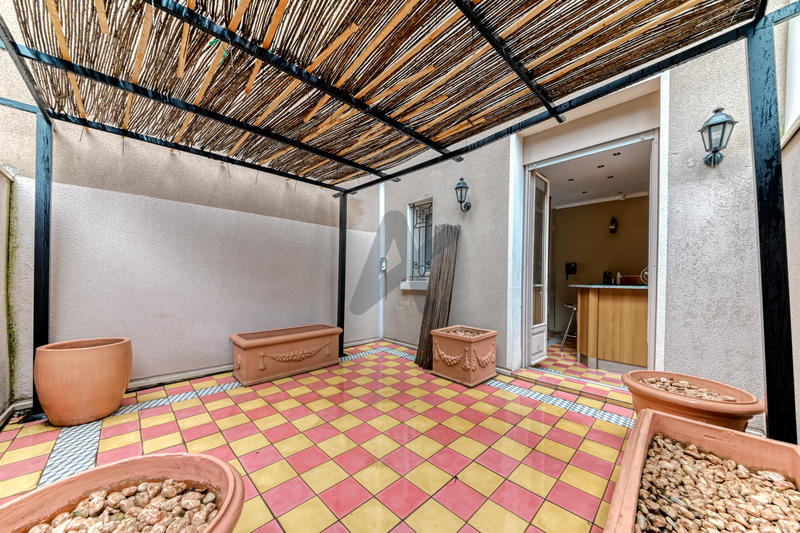 Immeuble - 372 m² - 11 pièces