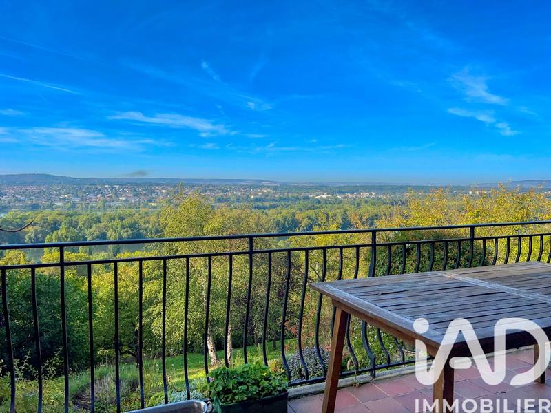 Maison - 230 m² - 10 pièces