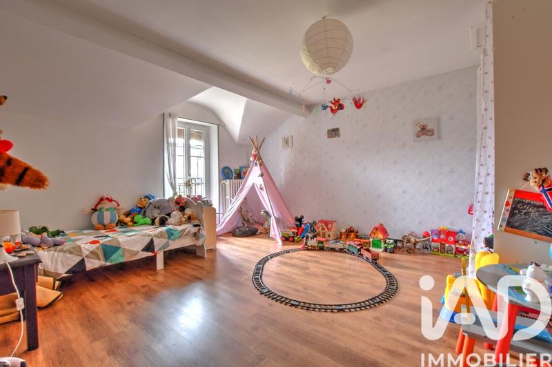 Maison - 115 m² - 6 pièces