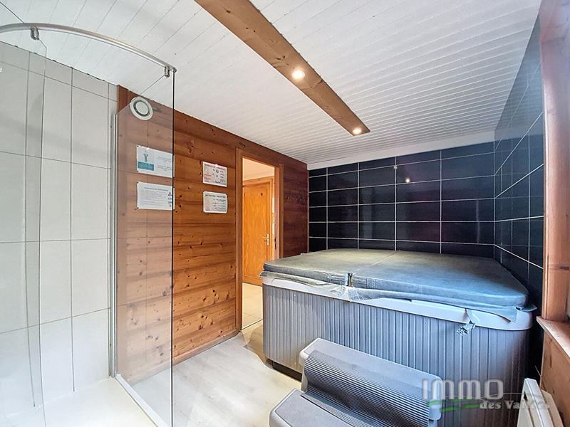 Maison - 87 m² - 5 pièces