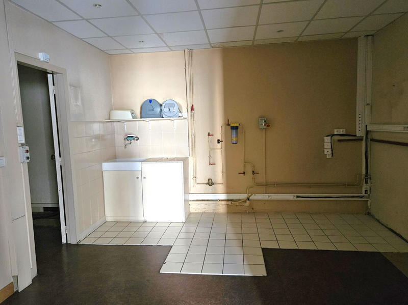 Local commercial - 257 m²