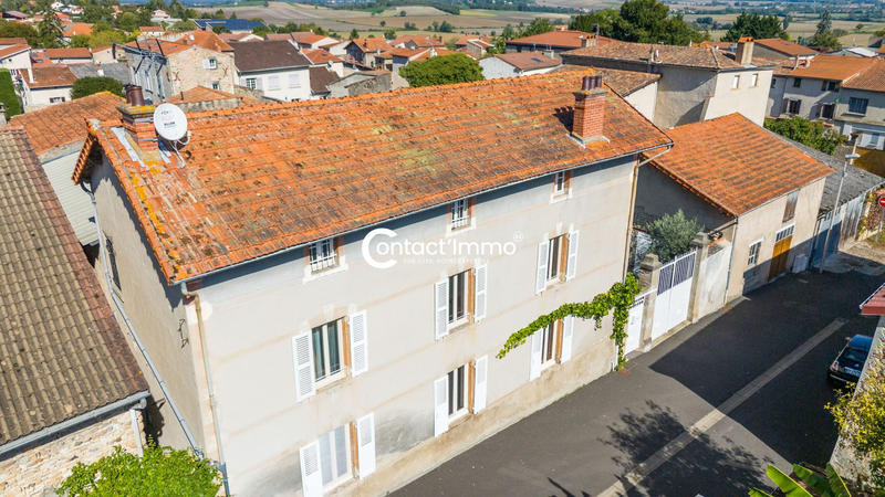 Maison ancienne - 204 m² - 5 pièces
