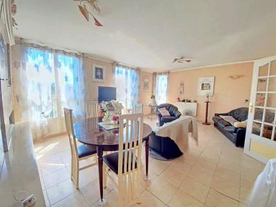 Appartement - 84 m² - 3 pièces