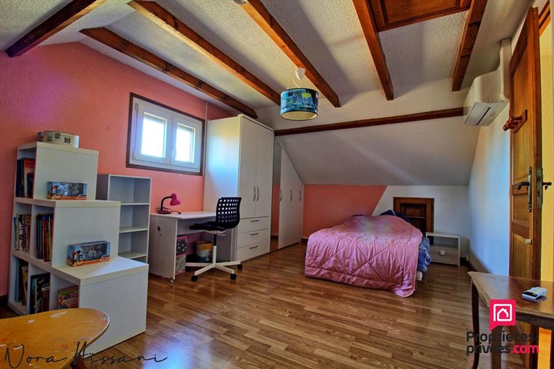 Maison - 172 m² - 7 pièces