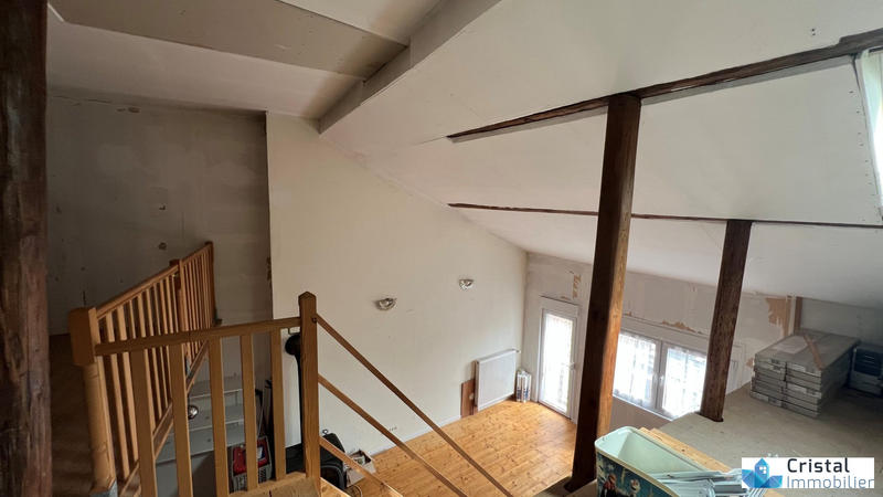 Maison - 172 m² - 9 pièces