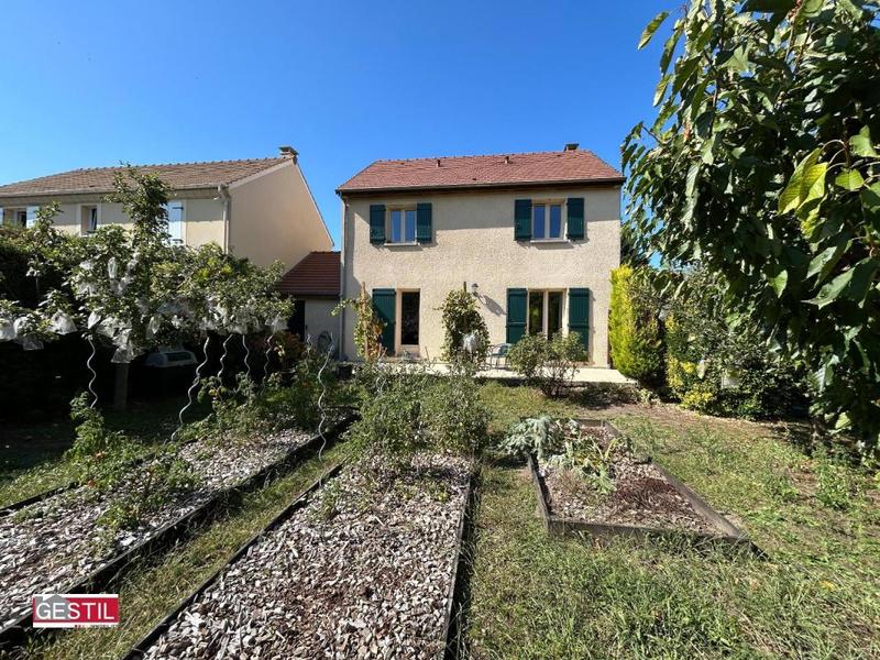 Maison - 110 m² - 6 pièces