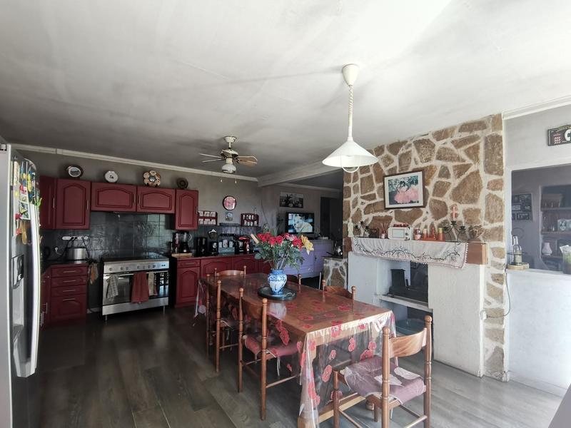 Maison - 197 m² - 7 pièces