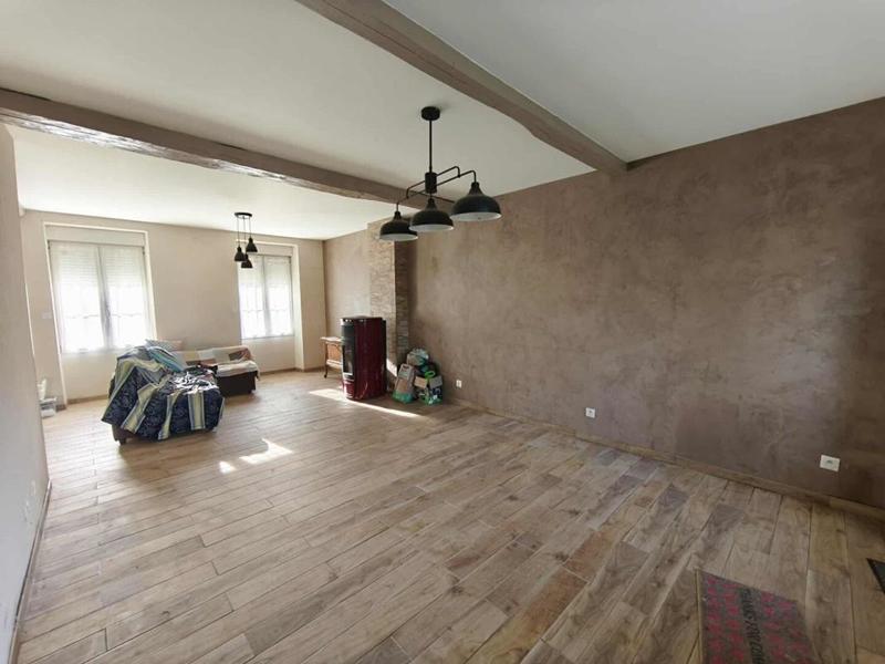 Maison - 211 m² - 8 pièces