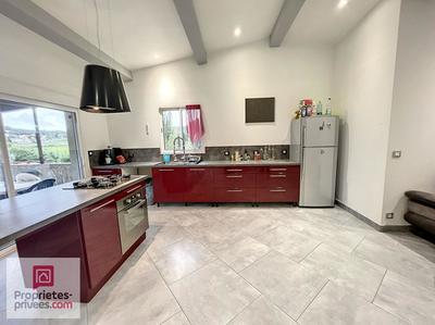 Maison - 158 m² - 7 pièces