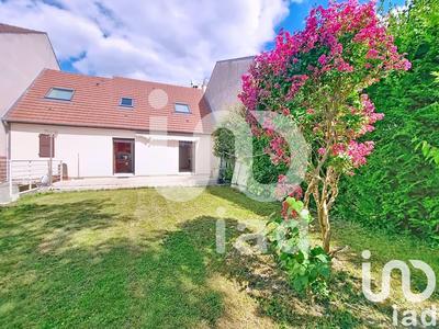 Maison - 105 m² - 6 pièces