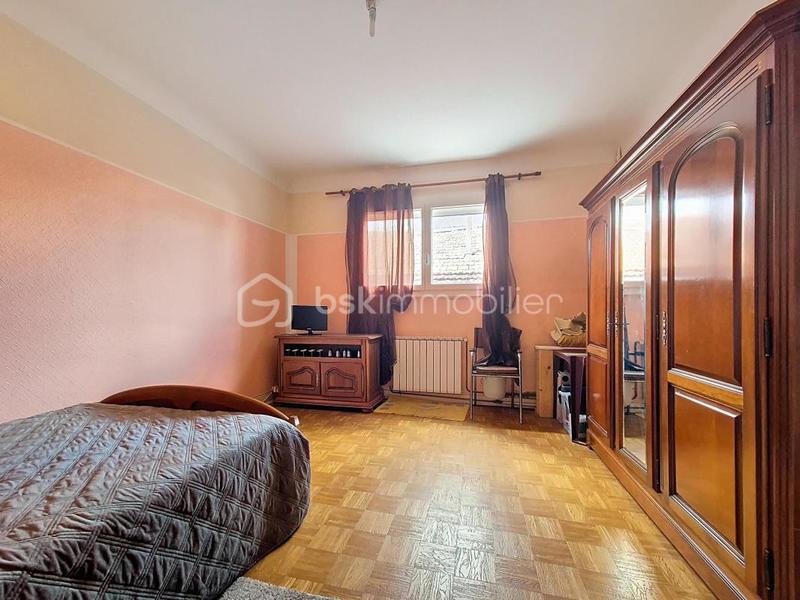 Maison - 157 m² - 7 pièces