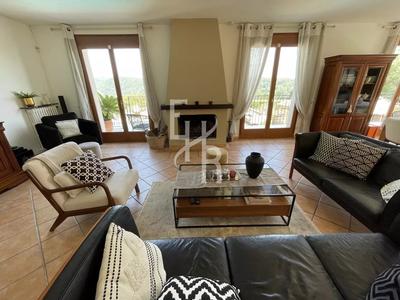 Villa - 173 m² - 7 pièces