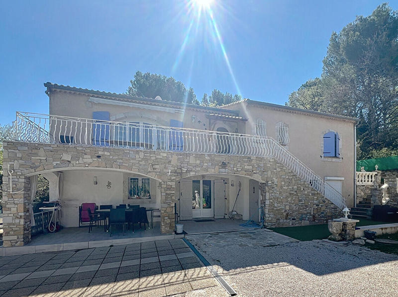 Maison - 160 m² - 7 pièces