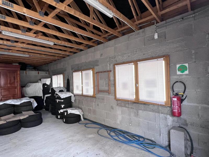 Bureau - 99 m² - 2 pièces