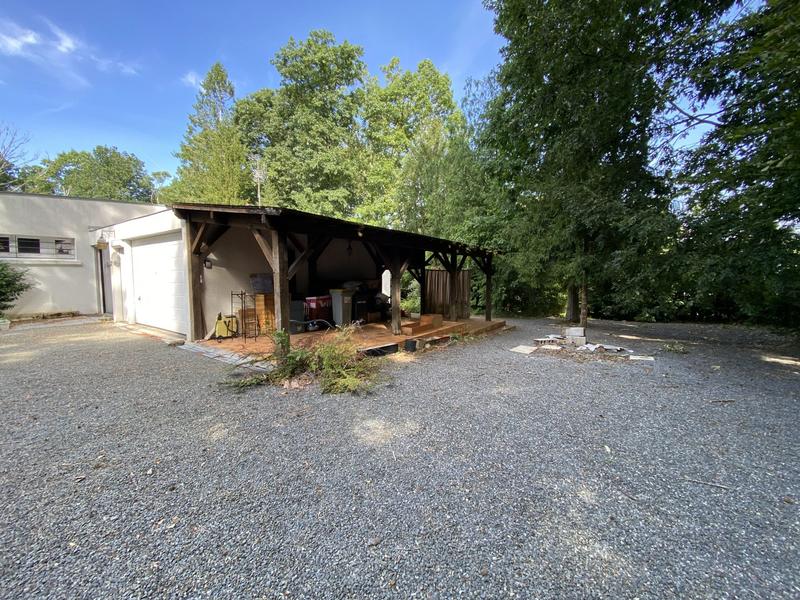 Villa - 194 m² - 10 pièces