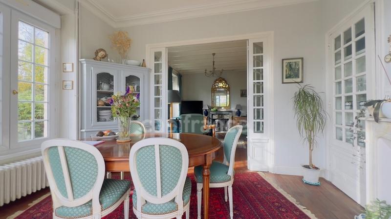 Maison bourgeoise - 145 m² - 6 pièces