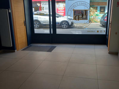 Bureau - 67 m² - 1 pièce